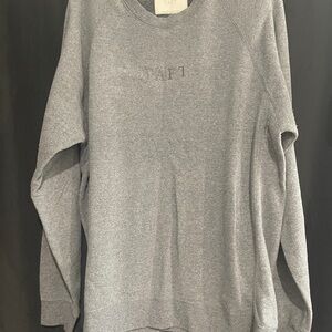 TAFT Men's Classic Gray Crewneck Sweater